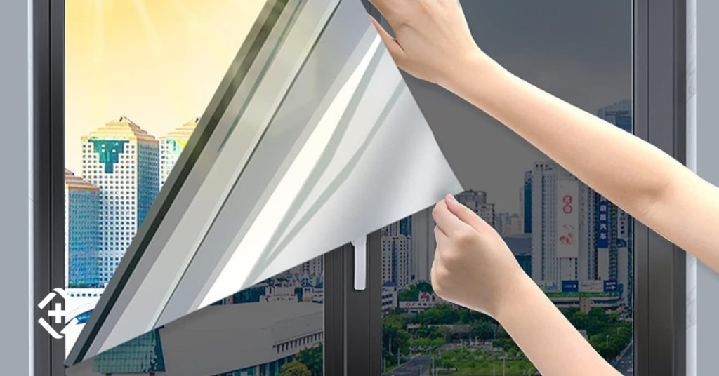 usar películas reflectantes para poder combatir el calor en casa