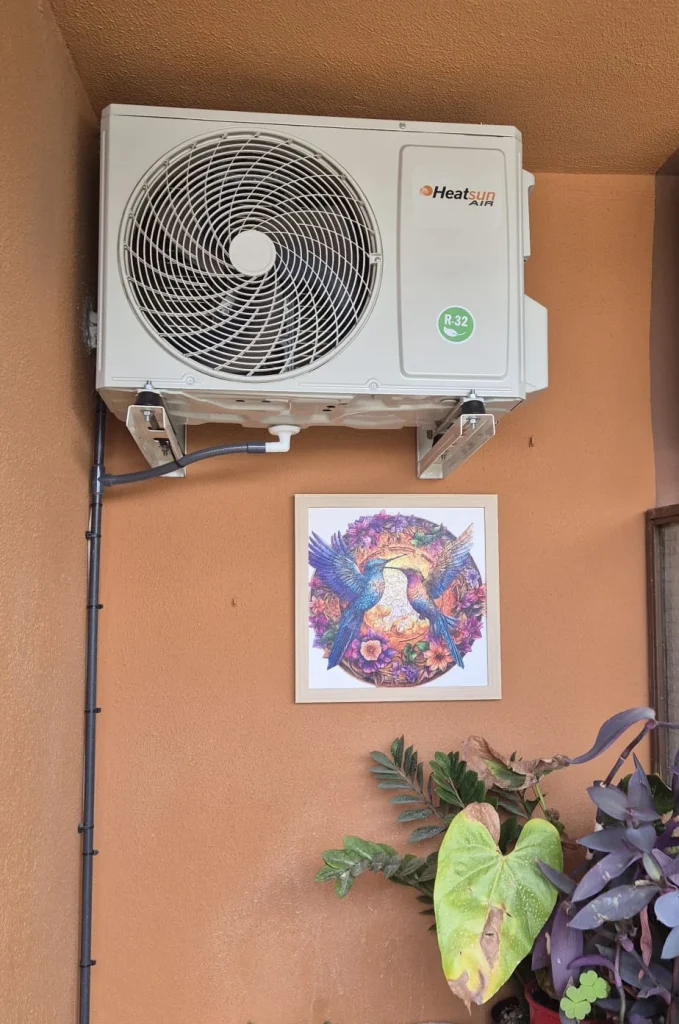 Instalación de aire acondicionado Split Heatsun en Valencia