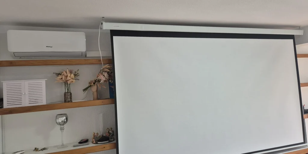 Instalación de aire acondicionado Split Heatsun en Valencia